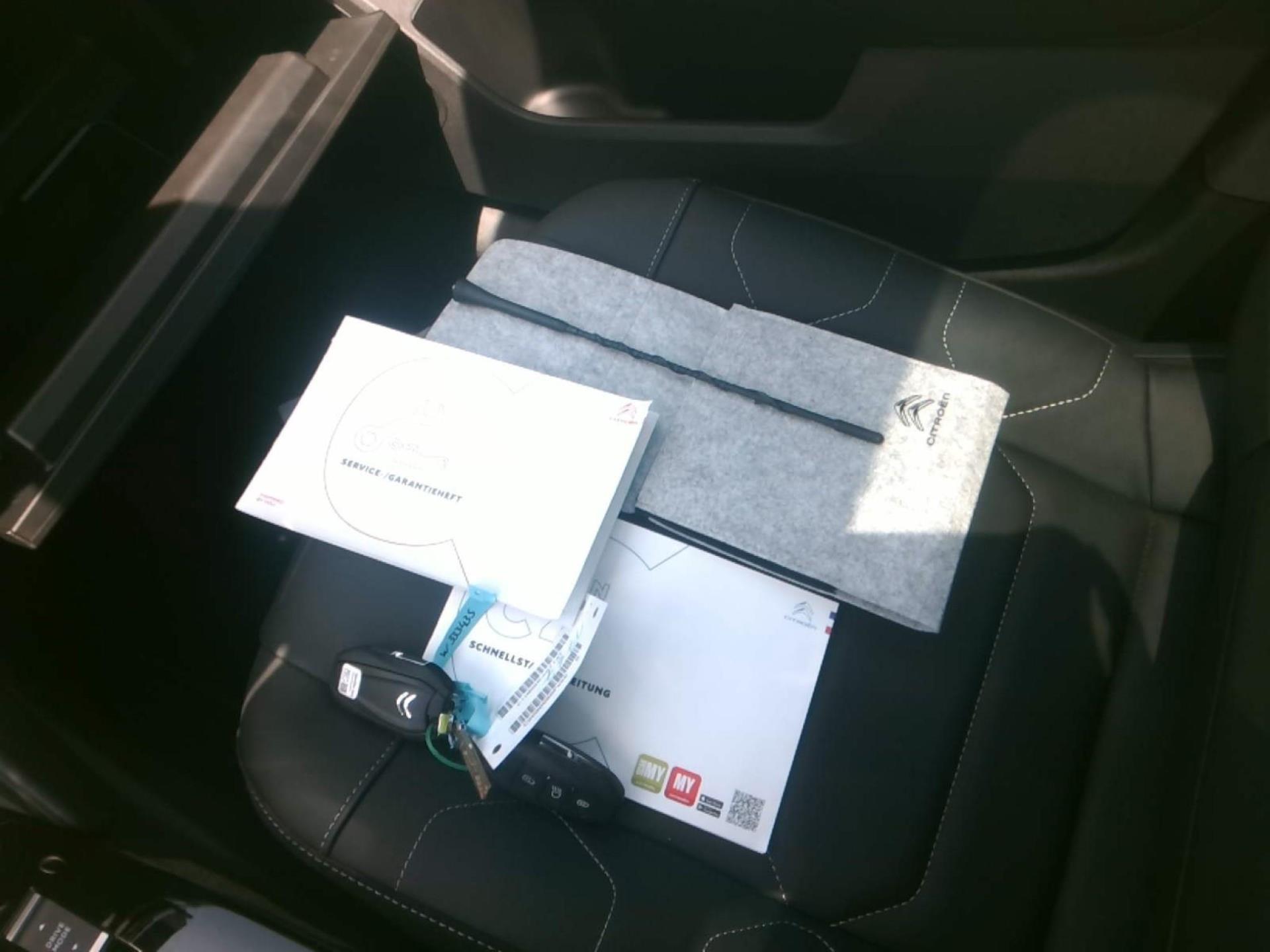 Citroen C4 BlueHDi 130 S&S EAT8 Shine Pack 2022