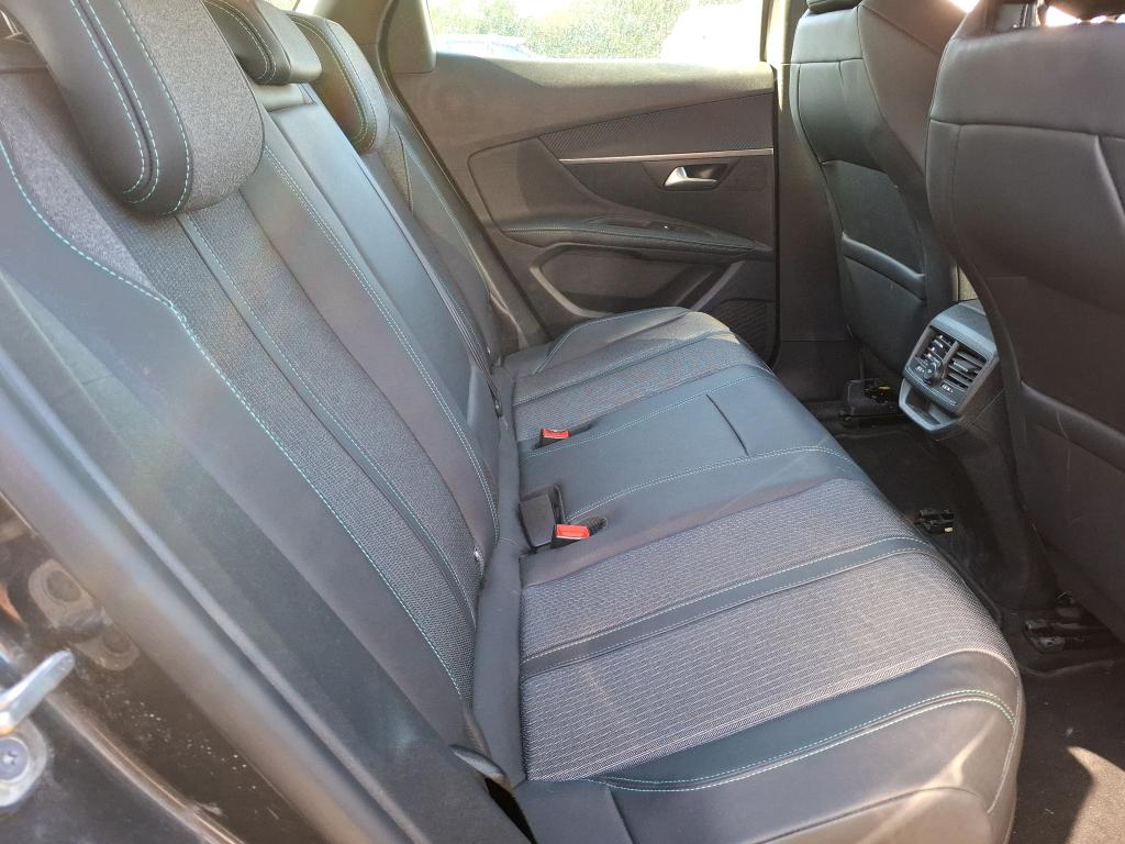 Peugeot 3008 Hybrid 225 e-EAT8 Active Pack 2022