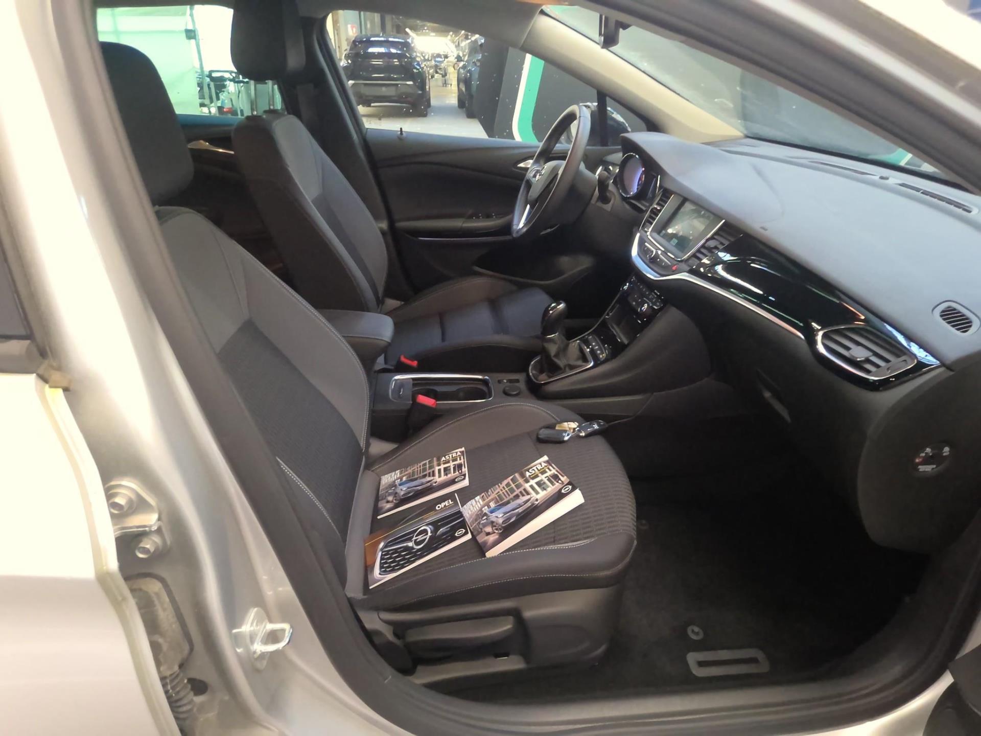Opel ASTRA K ST