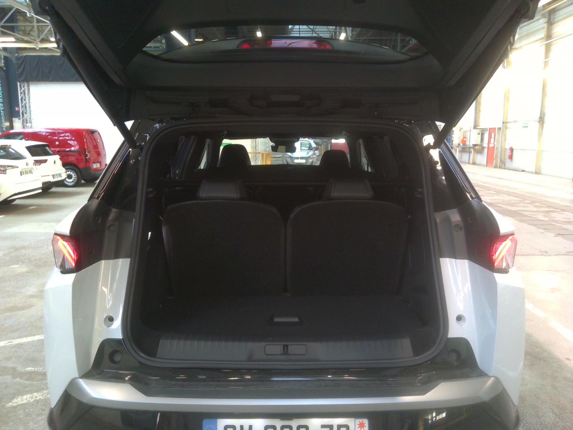 Peugeot 5008 Electrique 73 kWh 210 ch GT 2024
