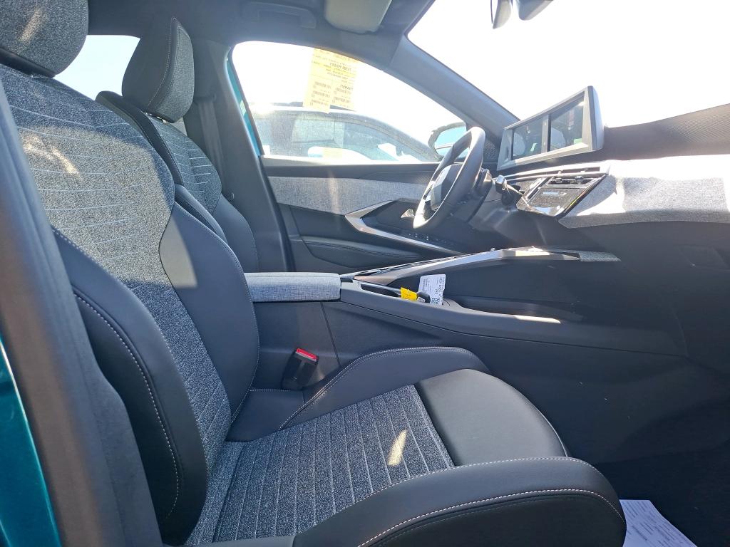 Peugeot 3008 Hybrid 145 e-DCS6 Allure 2025
