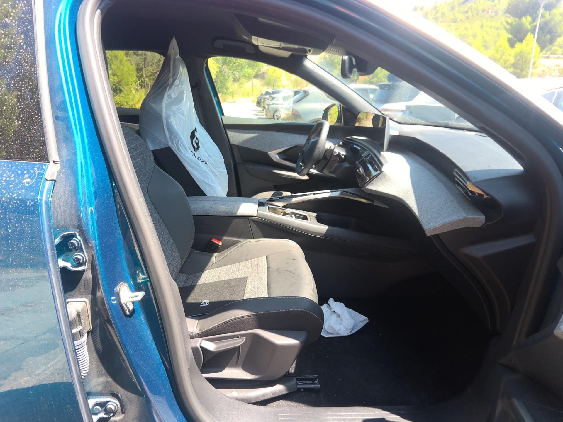 Peugeot 3008 Electrique 210 ch 73 kWh Allure 2025