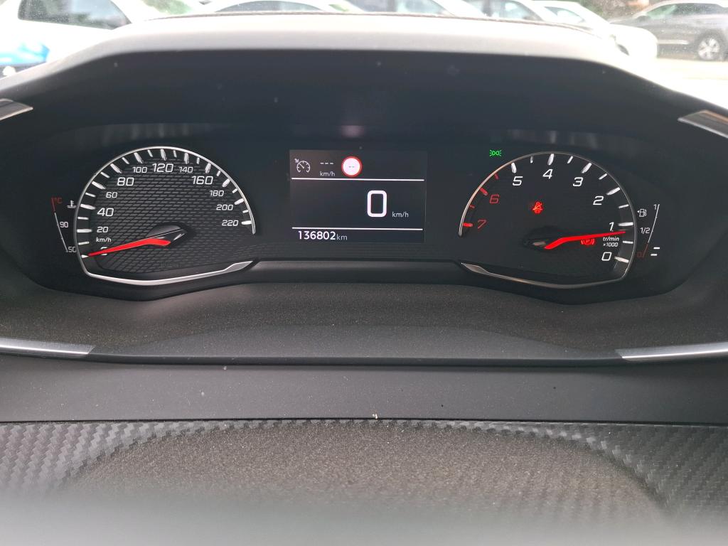 Peugeot 2008 BlueHDi 110 S&S BVM6 Active Business 2021