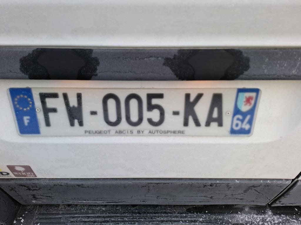 Peugeot BOXER TOLE 335 L2H2 BLUEHDI 120 S&S PREMIUM 2021