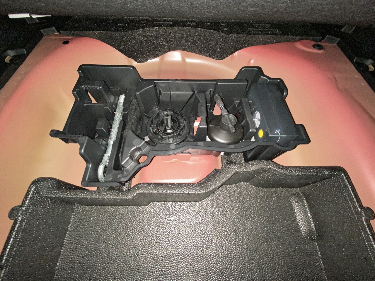 Peugeot 2008 PureTech 130 S&S EAT8 Allure 2024