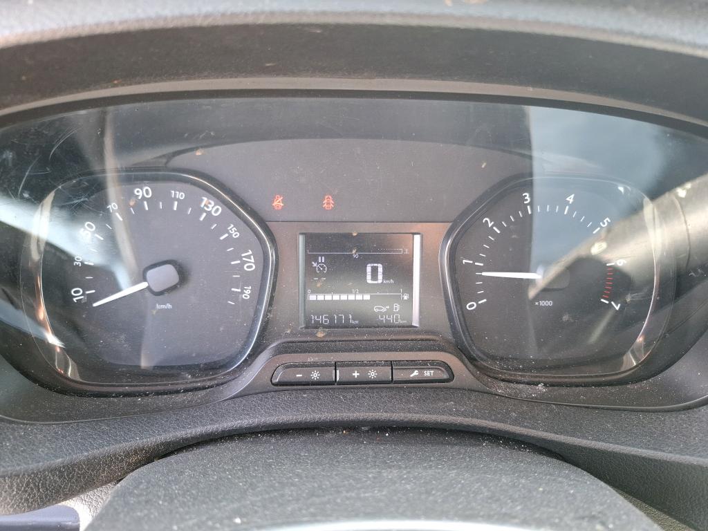 Peugeot EXPERT FGN TOLE STANDARD 2.0  BLUEHDI 120 S&S BVM6 PREMIUM 2019