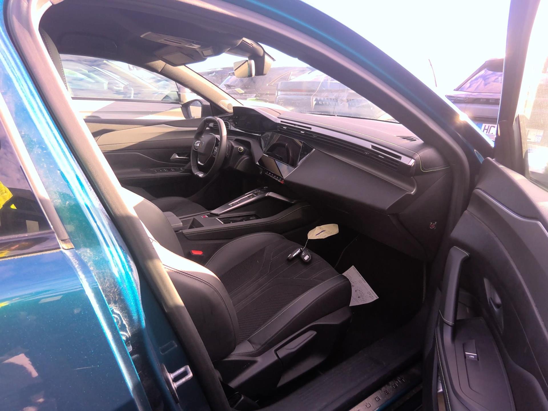 Peugeot 408 PHEV 225 e-EAT8 GT 2023