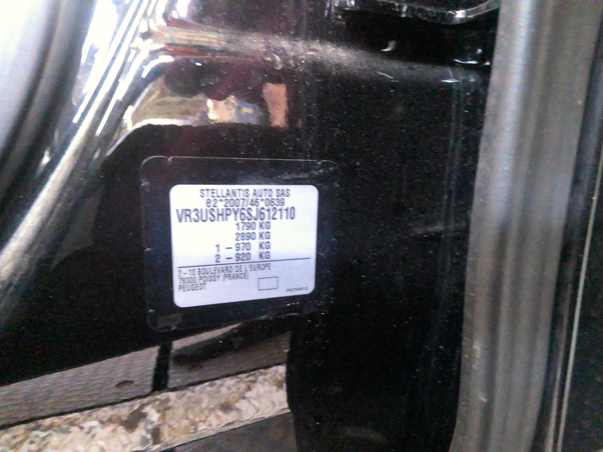 Peugeot 2008 Hybrid 145 e-DCS6 Allure 2025