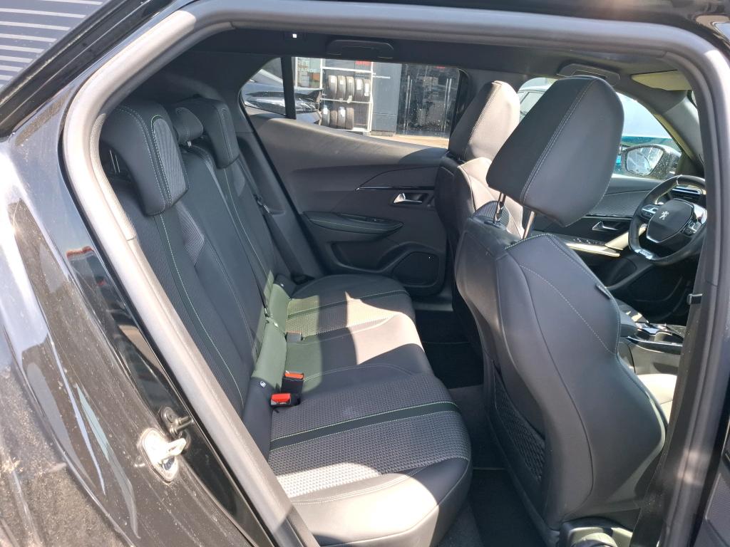 Peugeot 2008 BlueHDi 130 S&S EAT8 GT 2020