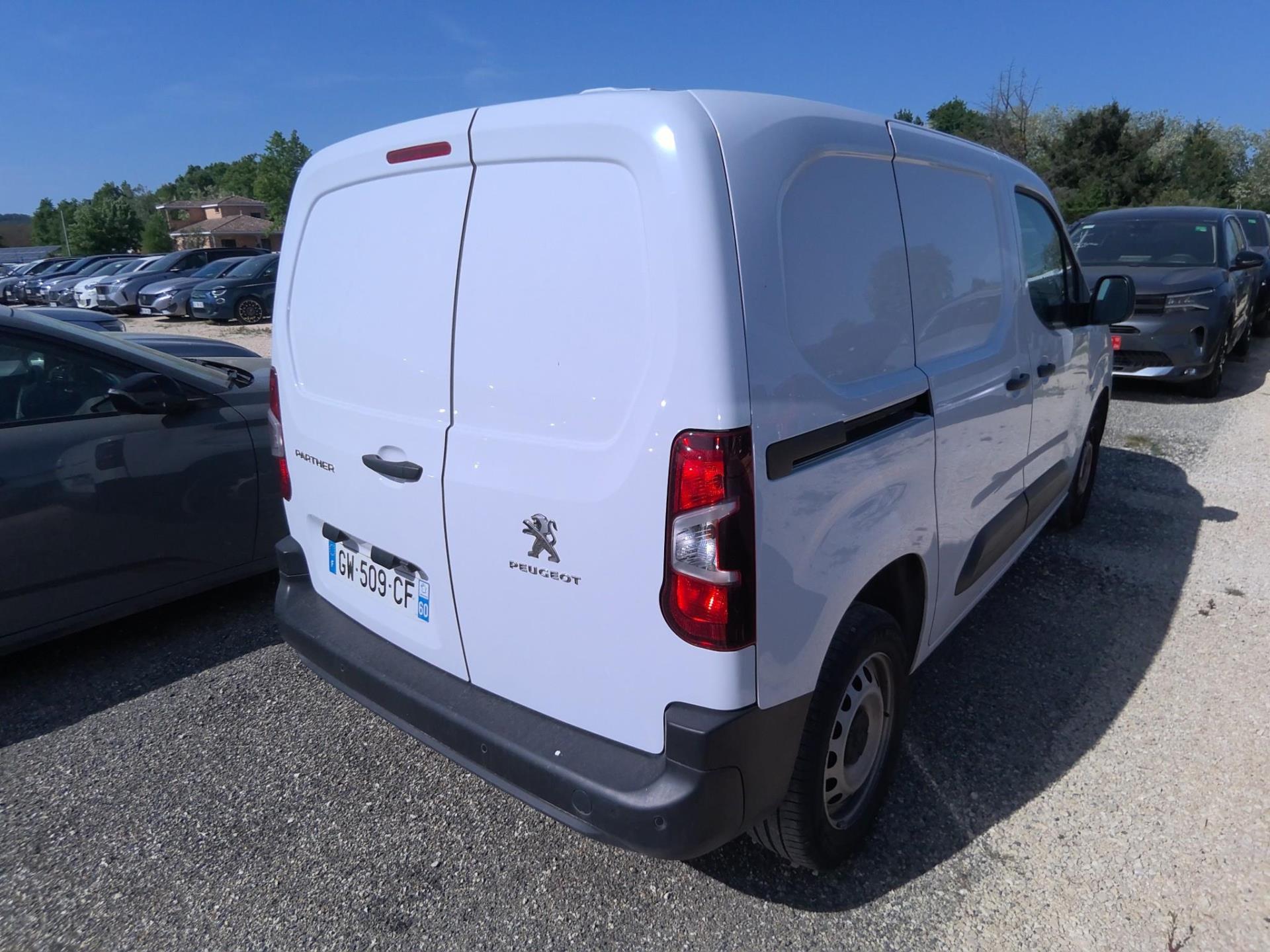 Peugeot PARTNER FOURGON M 1000 KG BLUEHDI 130 S&S EAT8  2024