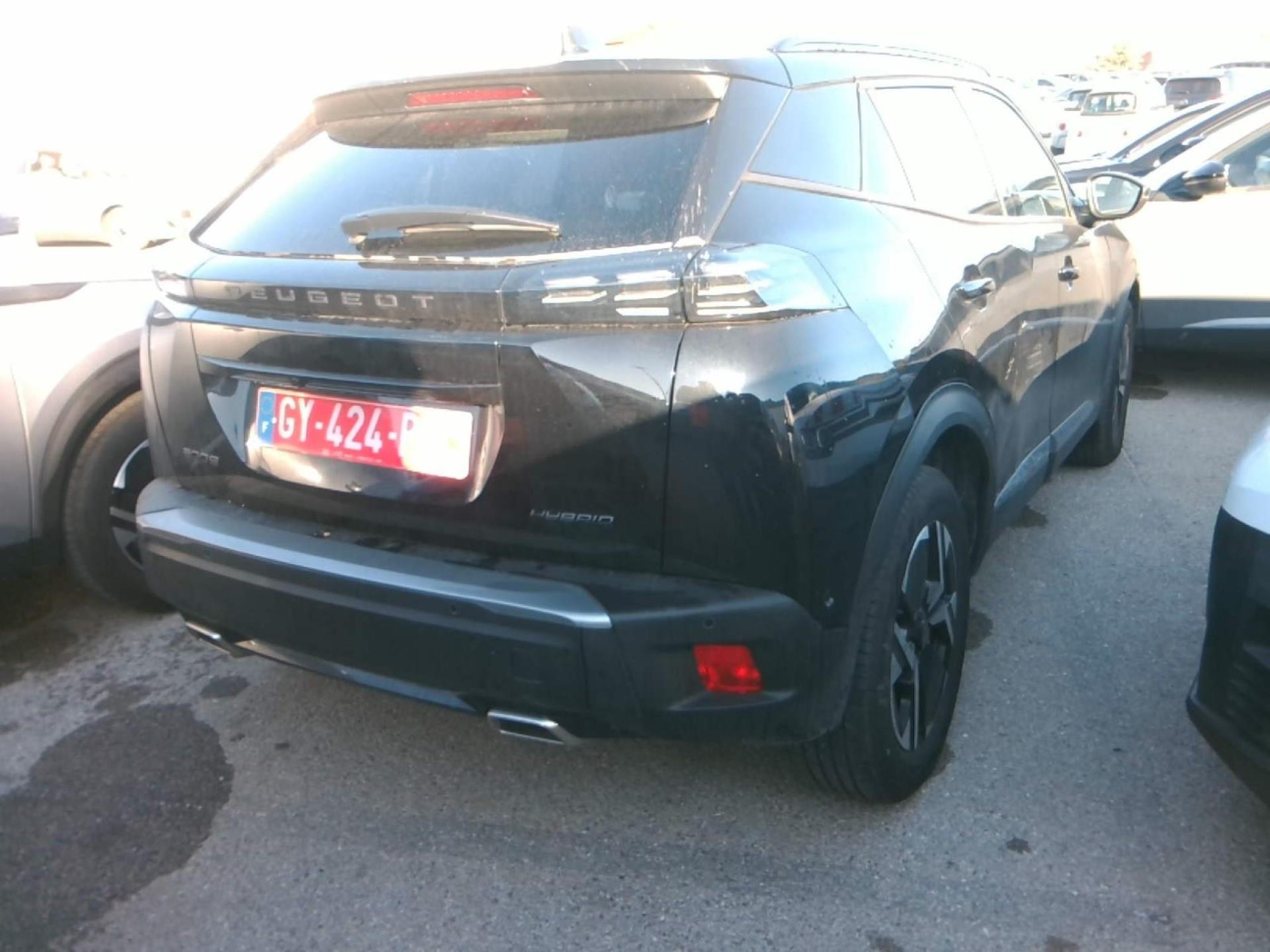 Peugeot 2008 Hybrid 136 e-DCS6 Allure 2024
