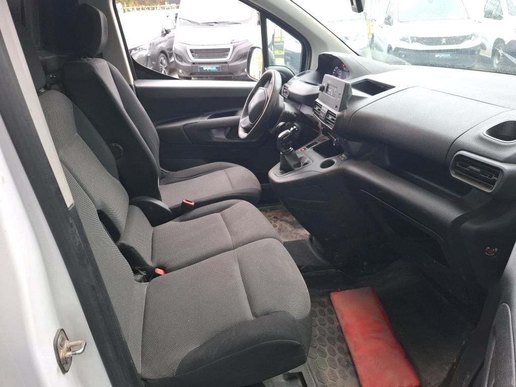 Peugeot PARTNER FOURGON STANDARD 650 KG BLUEHDI 100 S&S BVM5 PREMIUM 2020