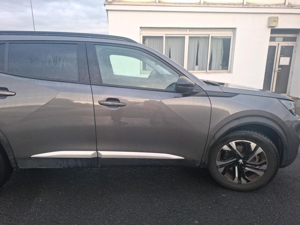 Peugeot 2008 BlueHDi 130 S&S EAT8 Allure Pack 2022