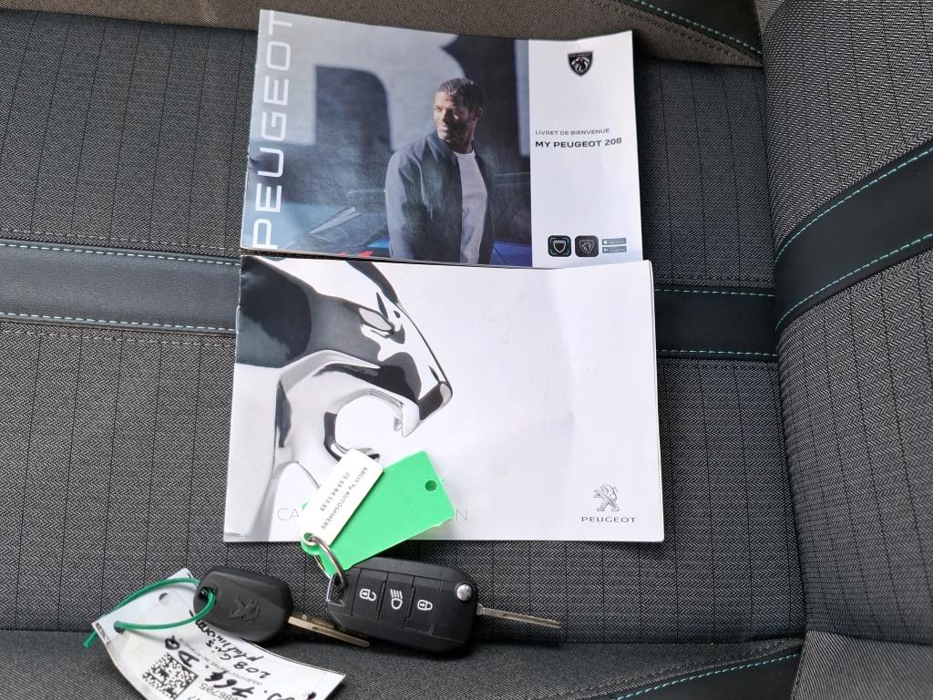 Peugeot 208 BlueHDi 100 S&S BVM6 Allure 2022