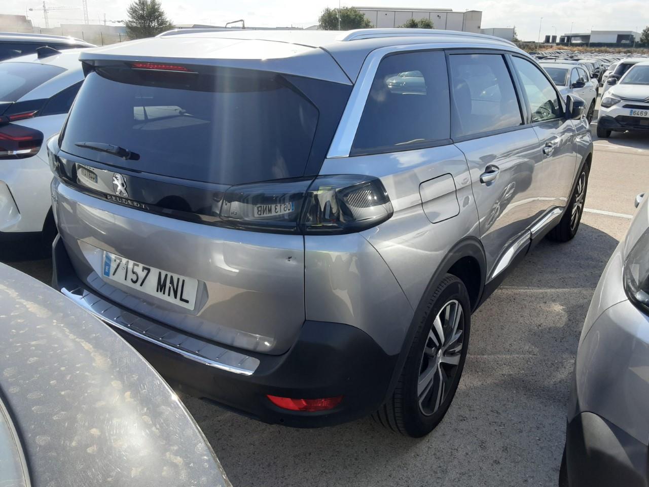 Foto Peugeot 5008 4