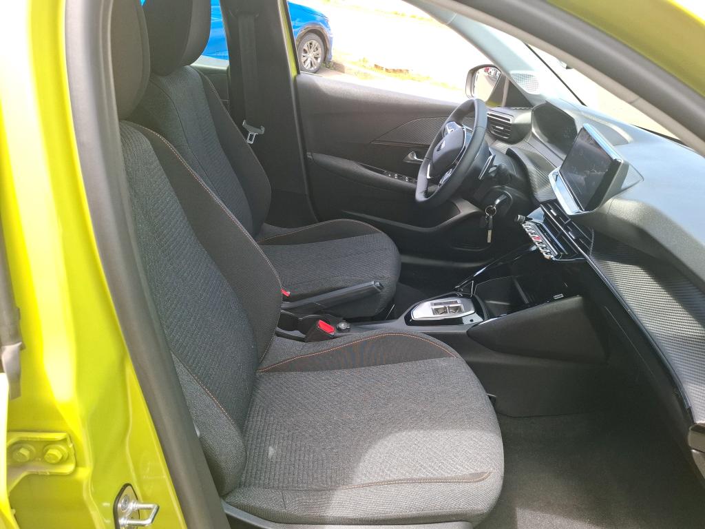 Peugeot 208 Hybrid 110 ch e-DCS6 Style 2025
