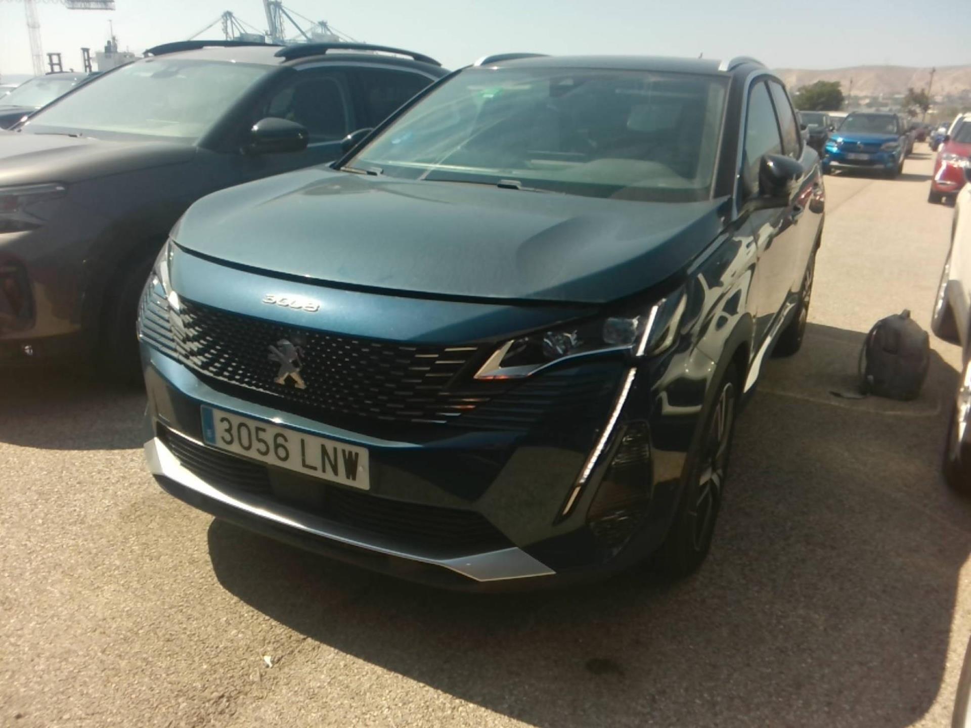 NV 3008 SUV