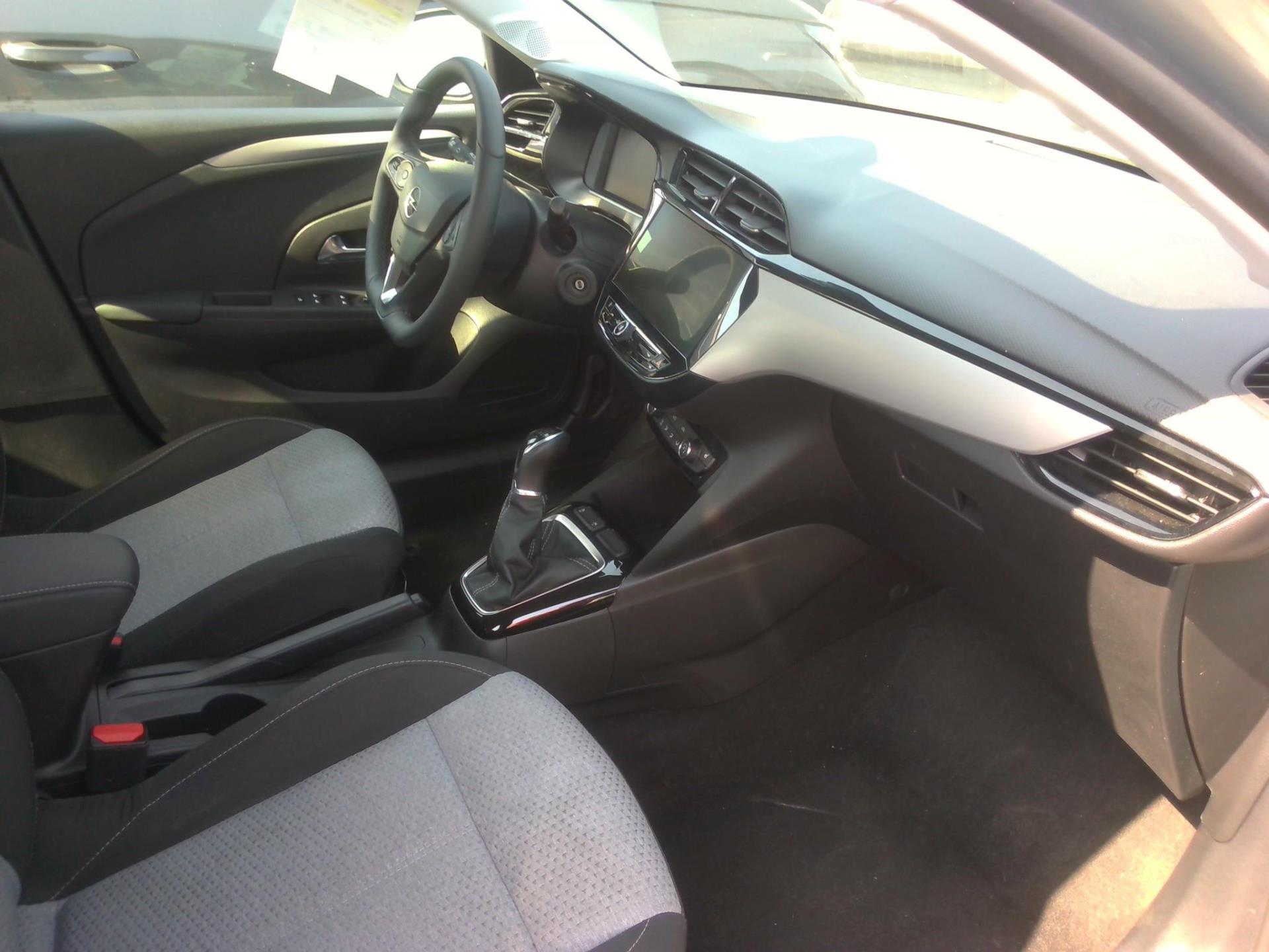 Opel Corsa 1.2 75 ch BVM5  2024