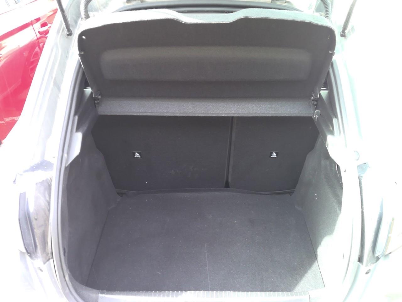 Foto Peugeot 208 7