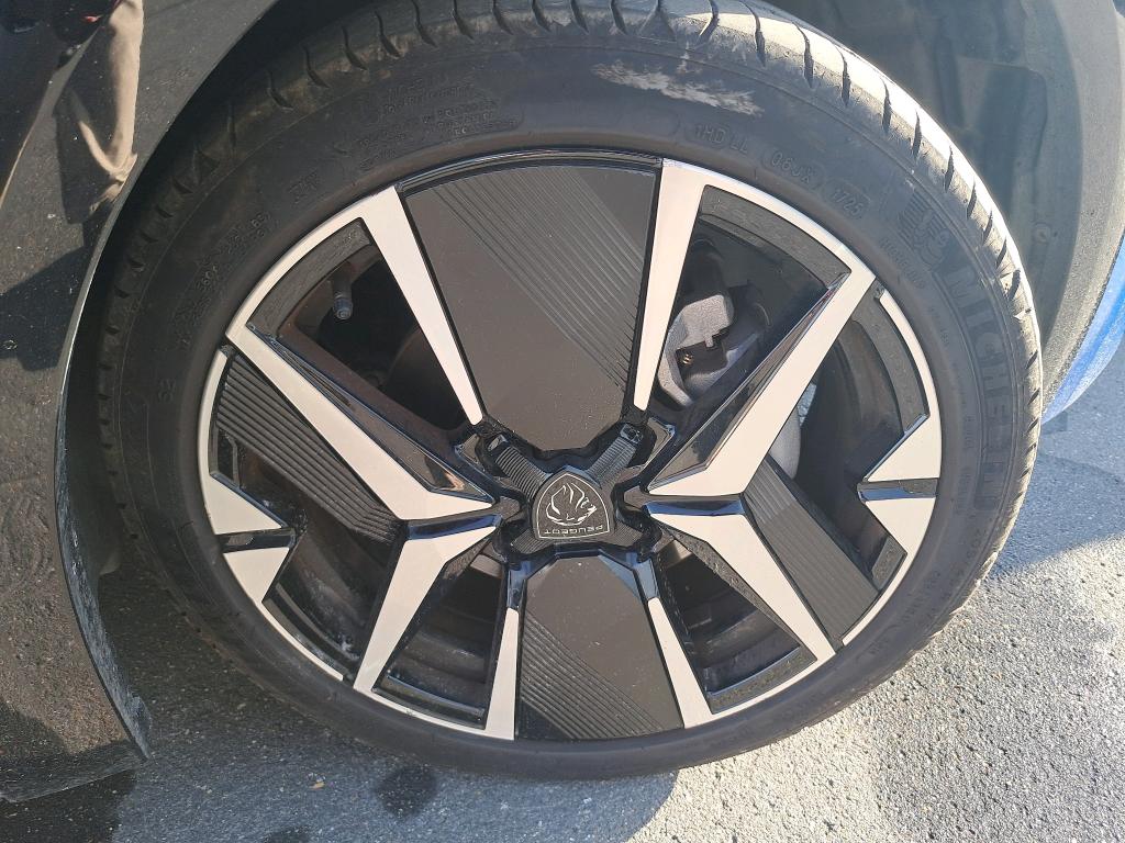 Peugeot 208 Hybrid 110 e-DCS6 GT 2025