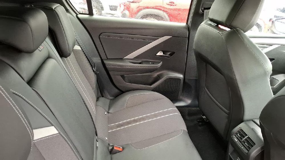 Foto Opel Astra 12