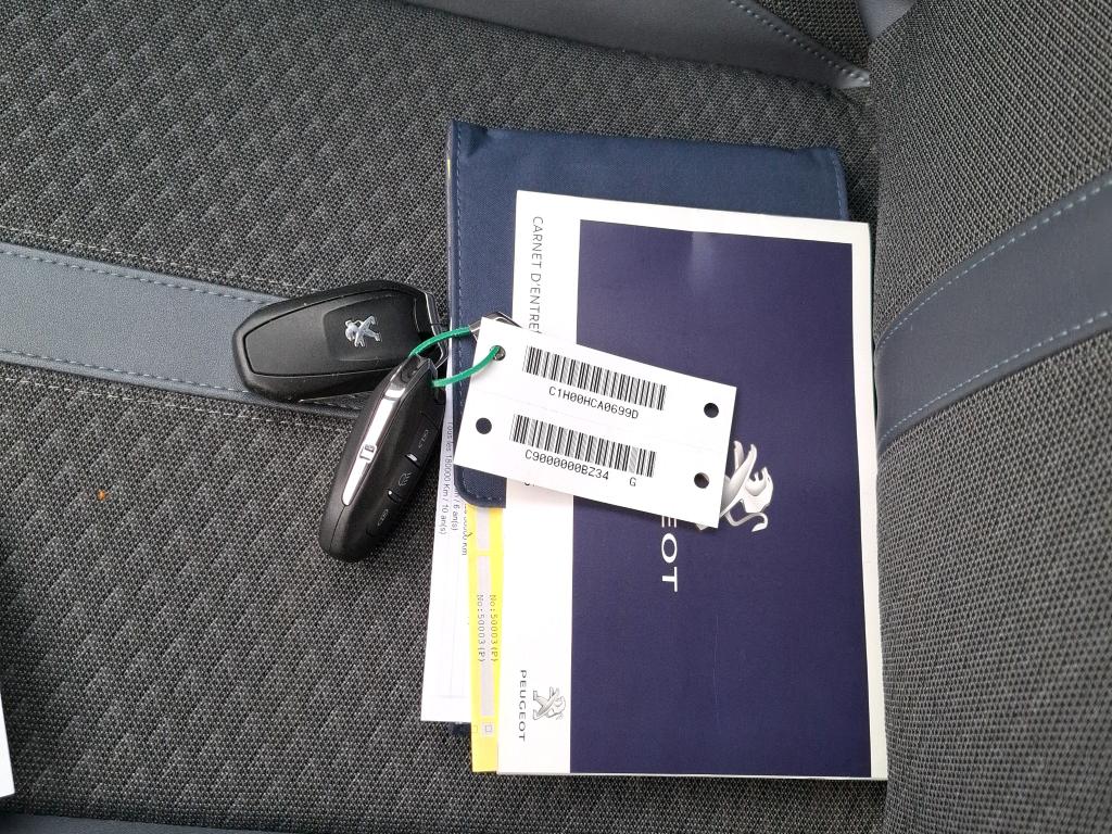 Peugeot 2008 BlueHDi 130 S&S EAT8 Allure Business 2020