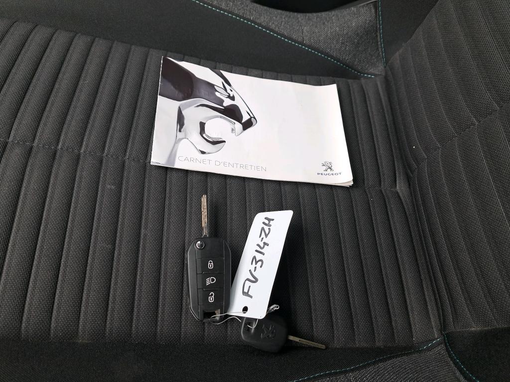 Peugeot 208 BlueHDi 100 S&S BVM6 Style 2020
