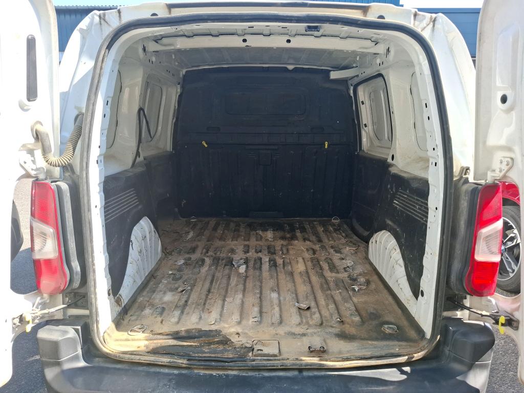 Peugeot PARTNER FOURGON STANDARD 650 KG BLUEHDI 100 S&S BVM5 PREMIUM 2019