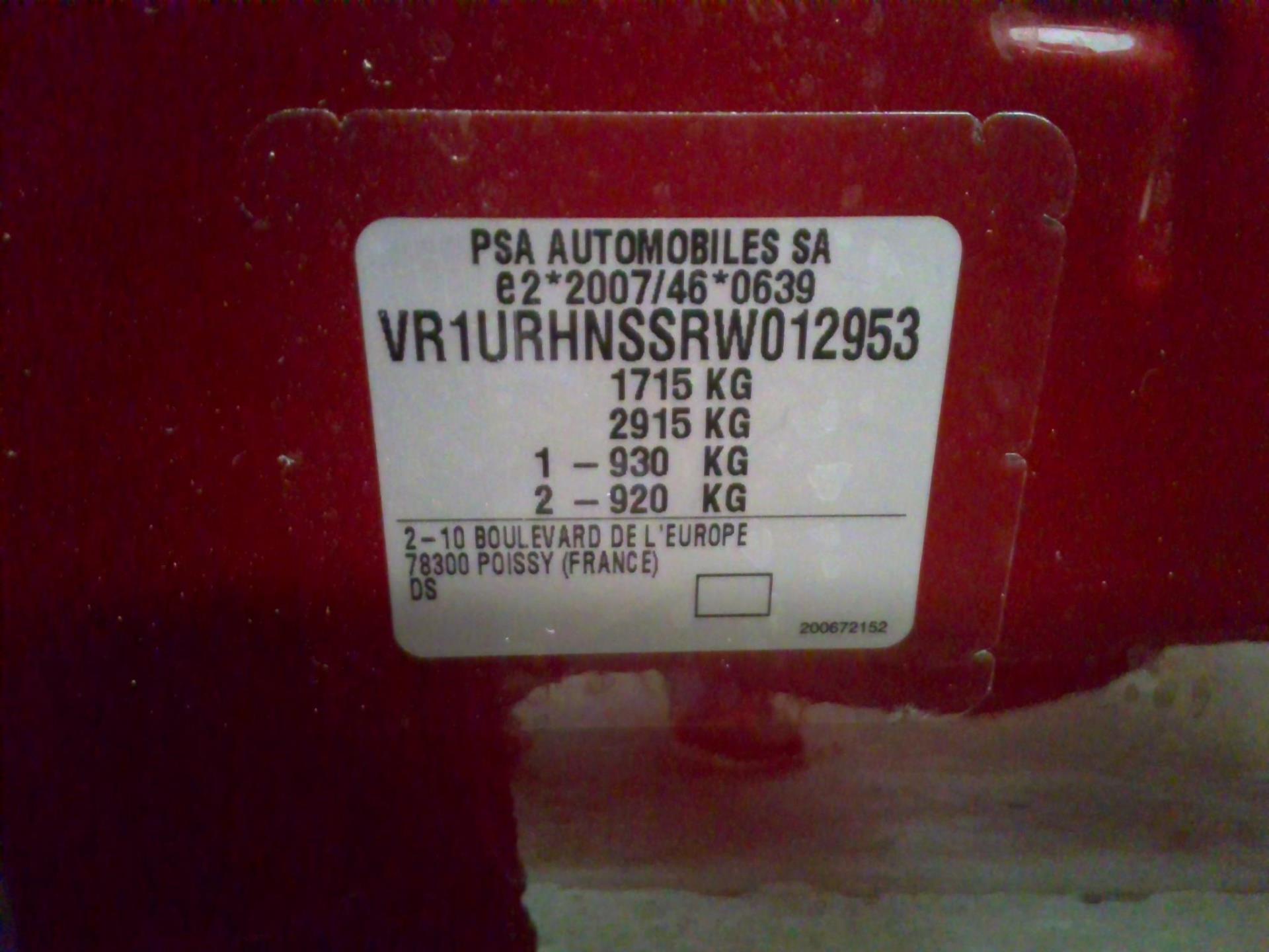 DS DS 3 PureTech 130 EAT8 Performance Line 2024