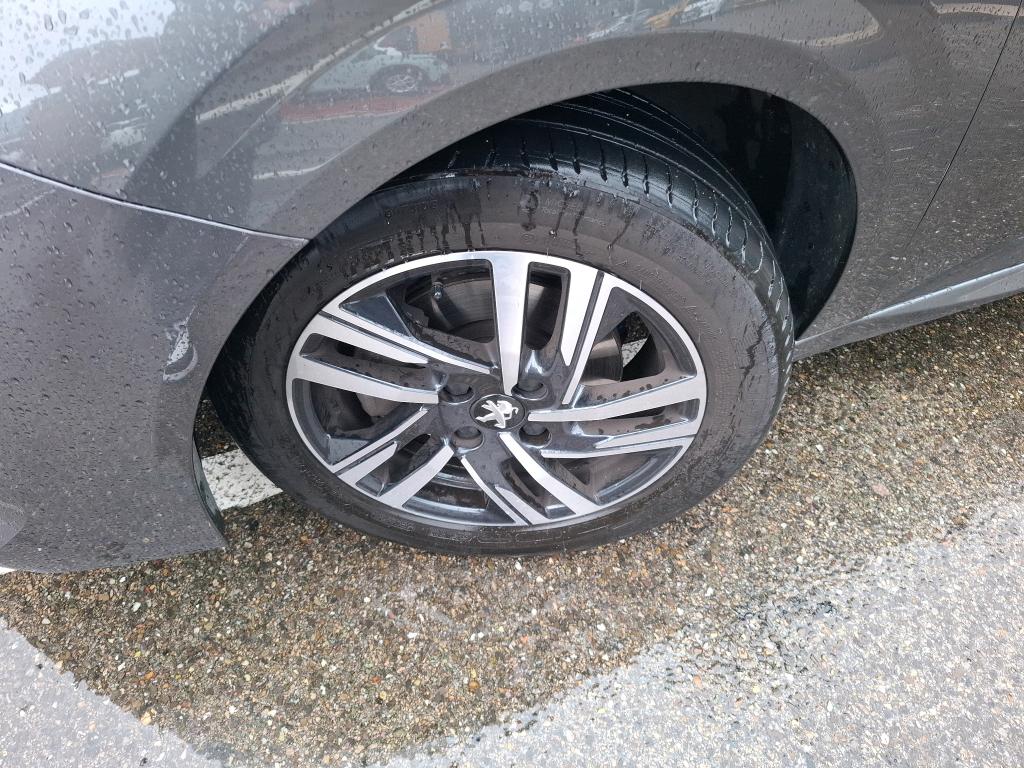 Peugeot 208 PureTech 100 S&S EAT8 Allure Pack 2023