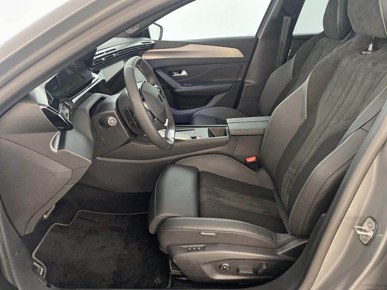 Peugeot 308 SW PHEV 225 e-EAT8 GT 2024