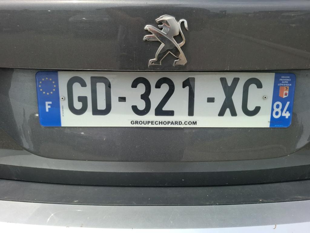 Peugeot 2008 PureTech 130 S&S BVM6 Active Pack 2021