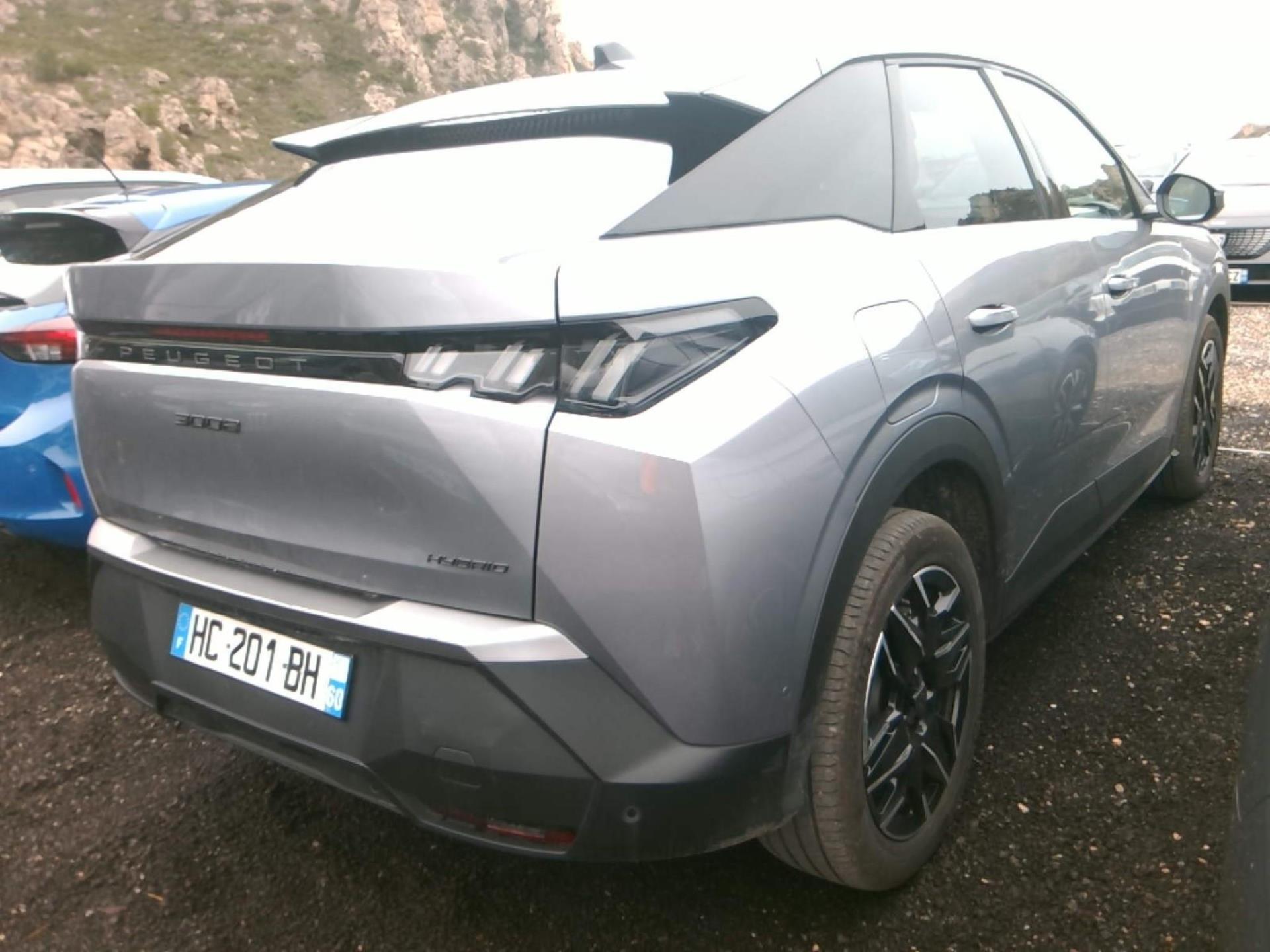 Peugeot 3008 Hybrid 136 e-DCS6 Allure 2025