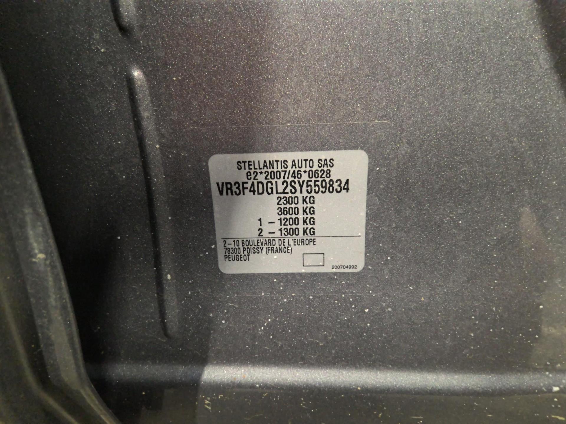 Peugeot 508 SW Hybrid 180 e-EAT8 Allure 2025