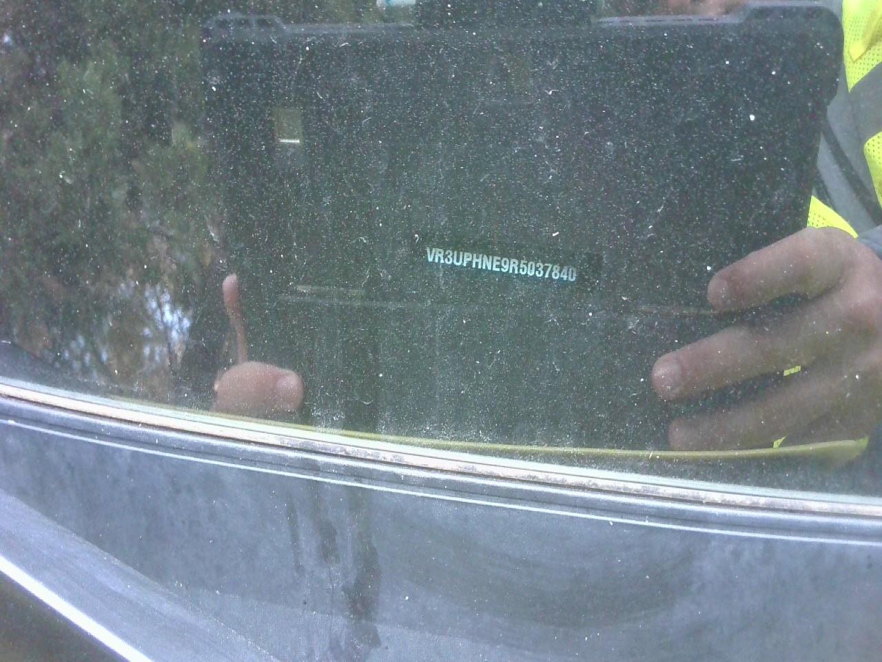 Foto Peugeot 208 6