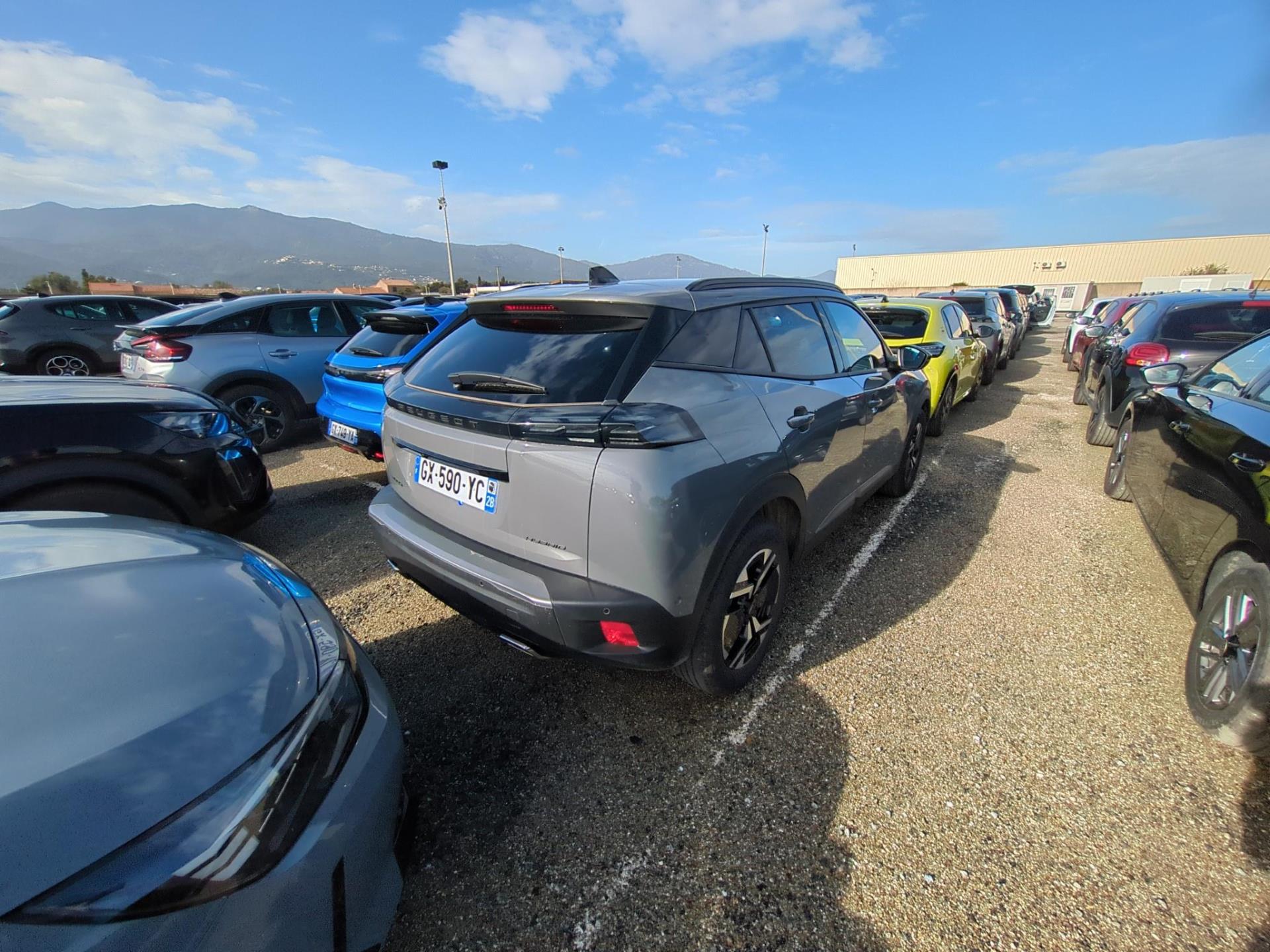 Peugeot 2008 Hybrid 136 e-DCS6 Allure 2024