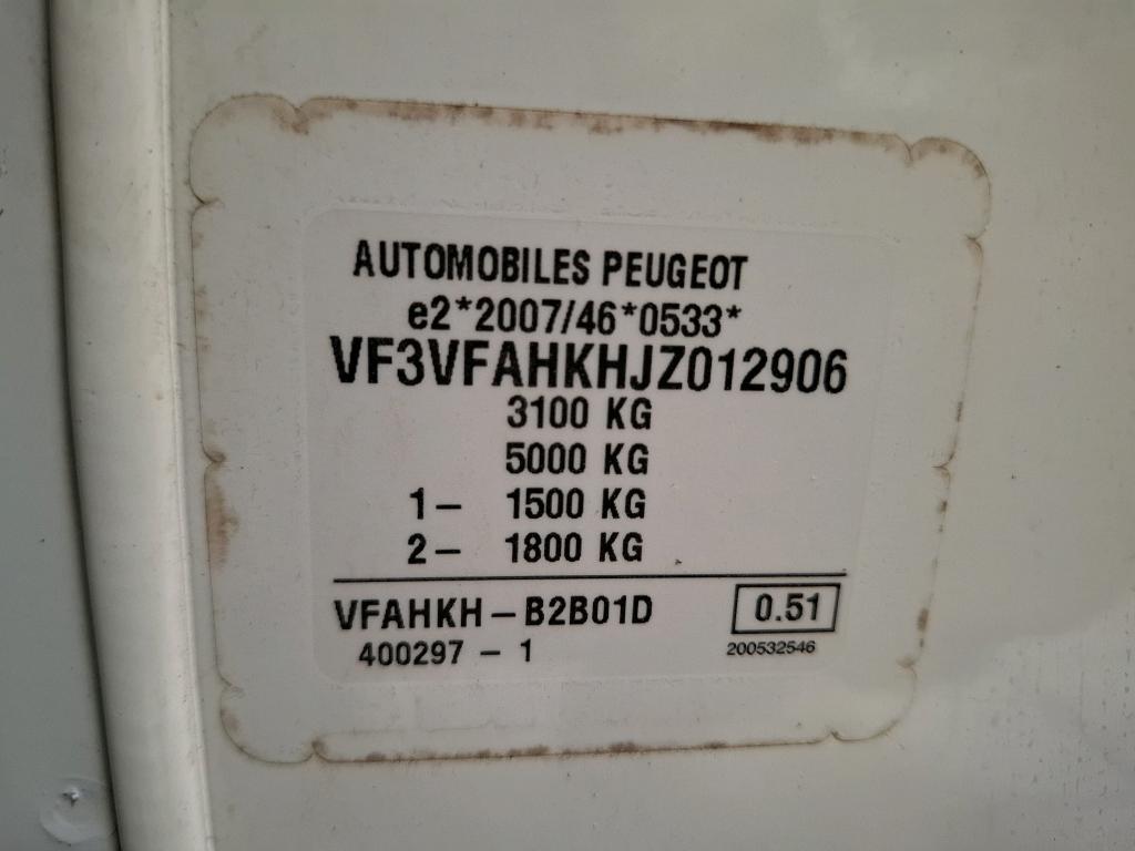 Peugeot EXPERT FGN TOLE STANDARD 2.0  BLUEHDI 120 S&S BVM6 PREMIUM 2018