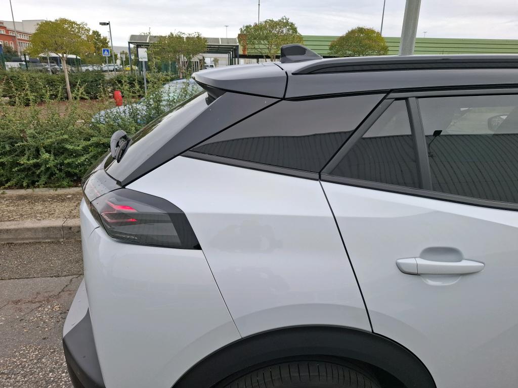 Peugeot 2008 Hybrid 145 ch e-DCS6 GT 2025