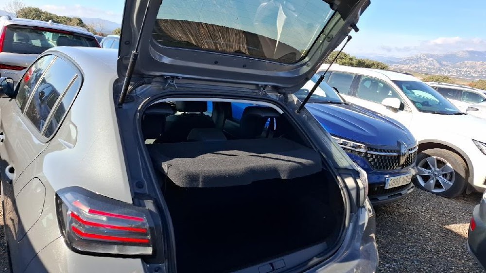 Foto Peugeot 208 16