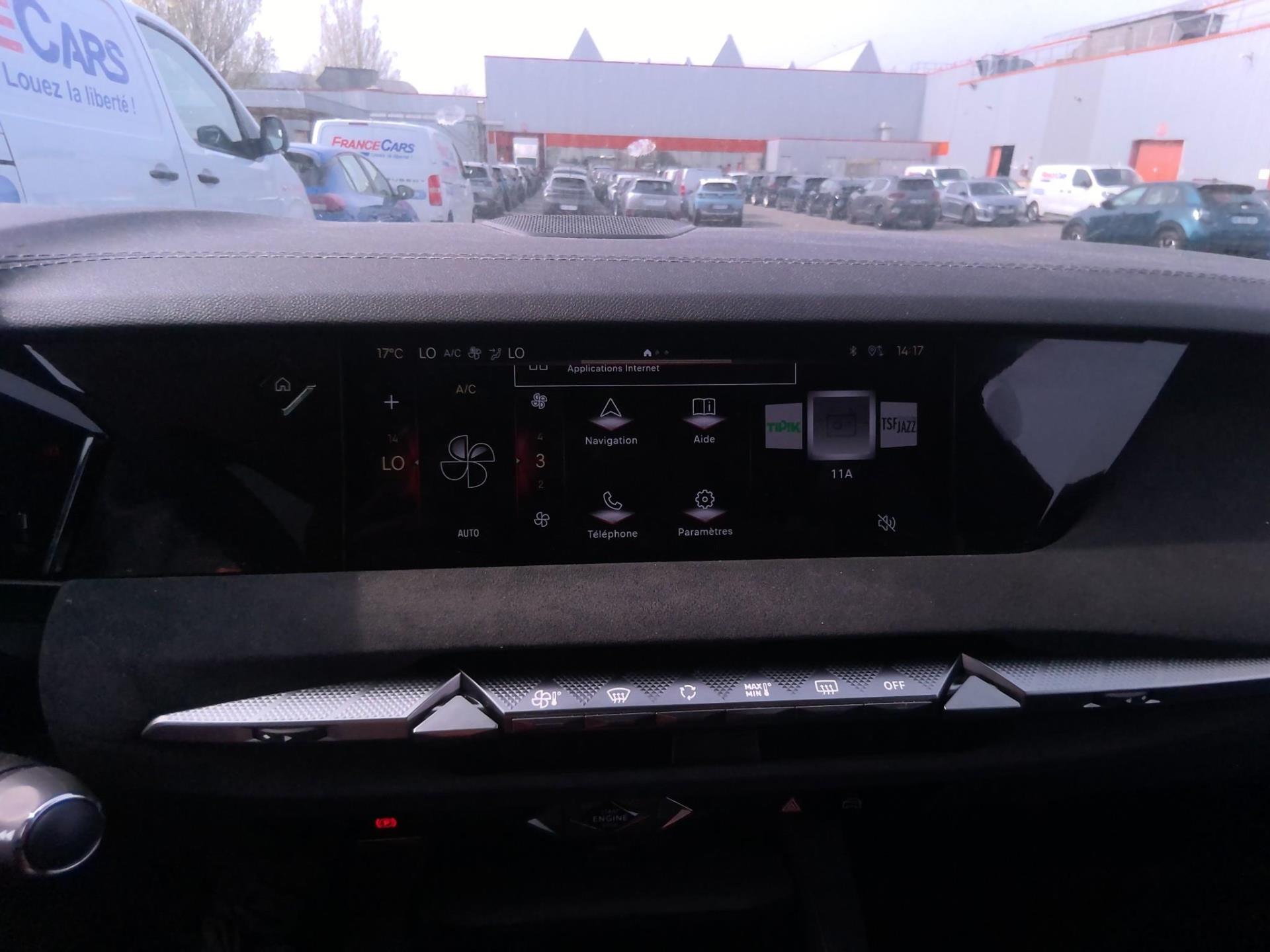 DS DS 4 BlueHDi 130 EAT8 Performance Line 2024