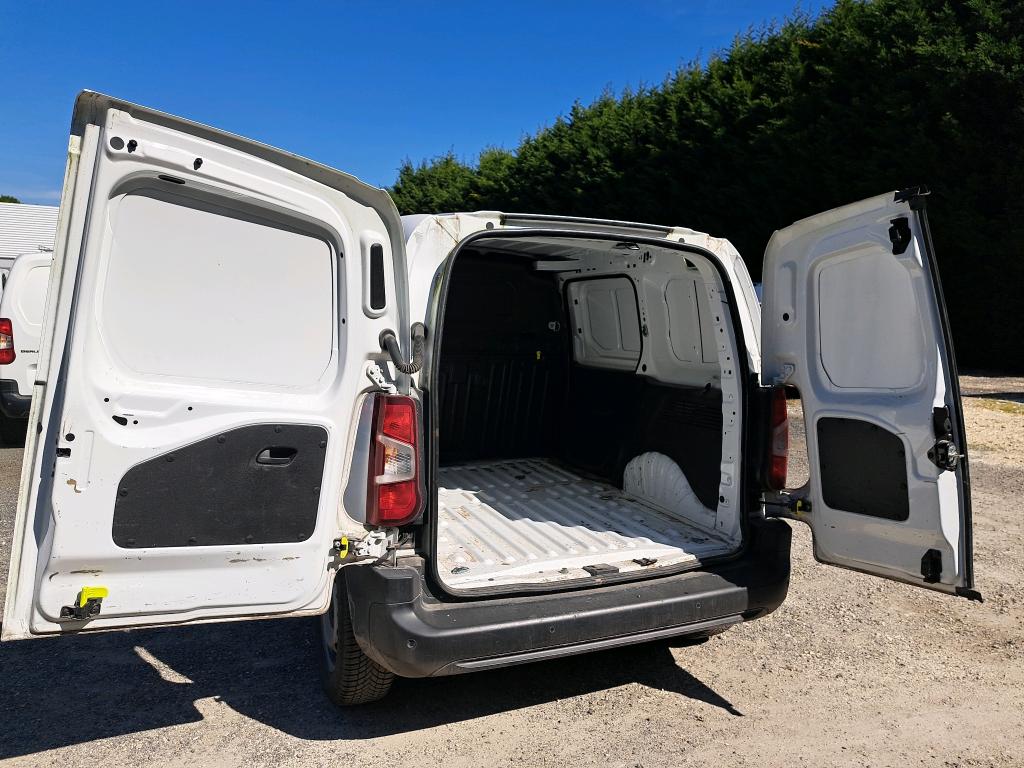 Peugeot PARTNER FOURGON STANDARD 1000 KG BLUEHDI 100 S&S BVM5 GRIP 2020