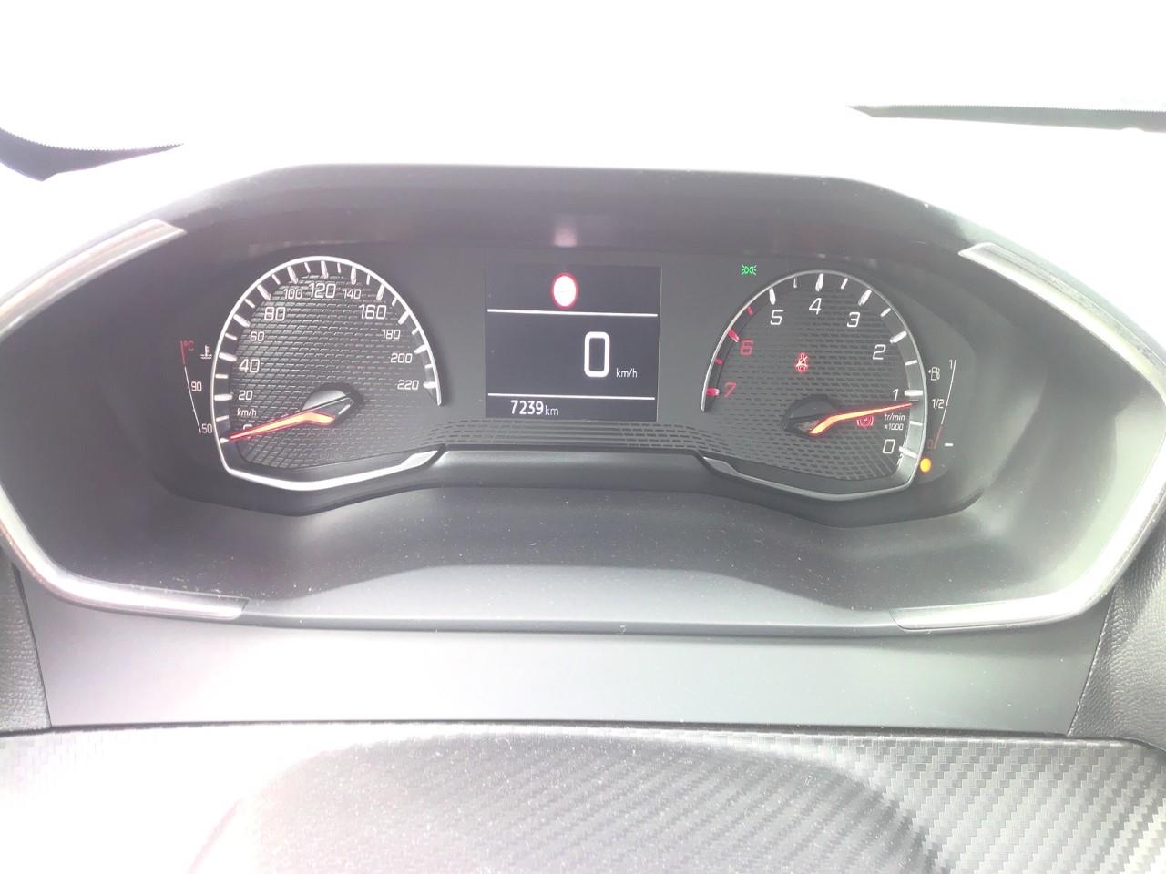 Foto Peugeot 208 5
