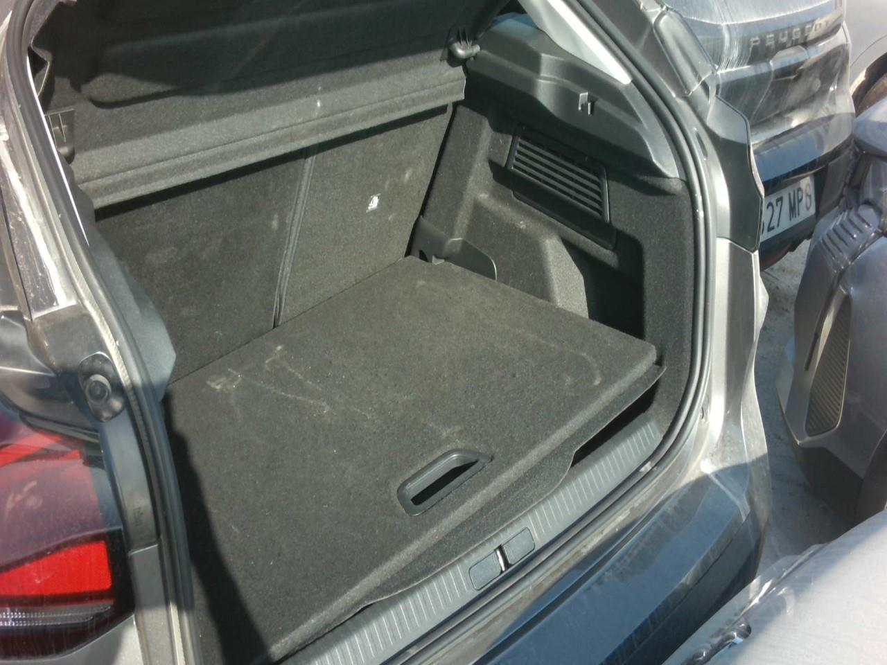 Foto Citroën C4 X 6