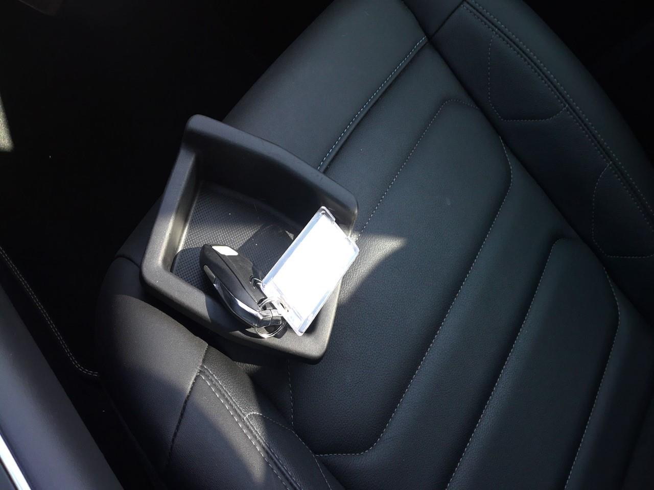 Foto Citroën C5 Aircross Hybrid 9