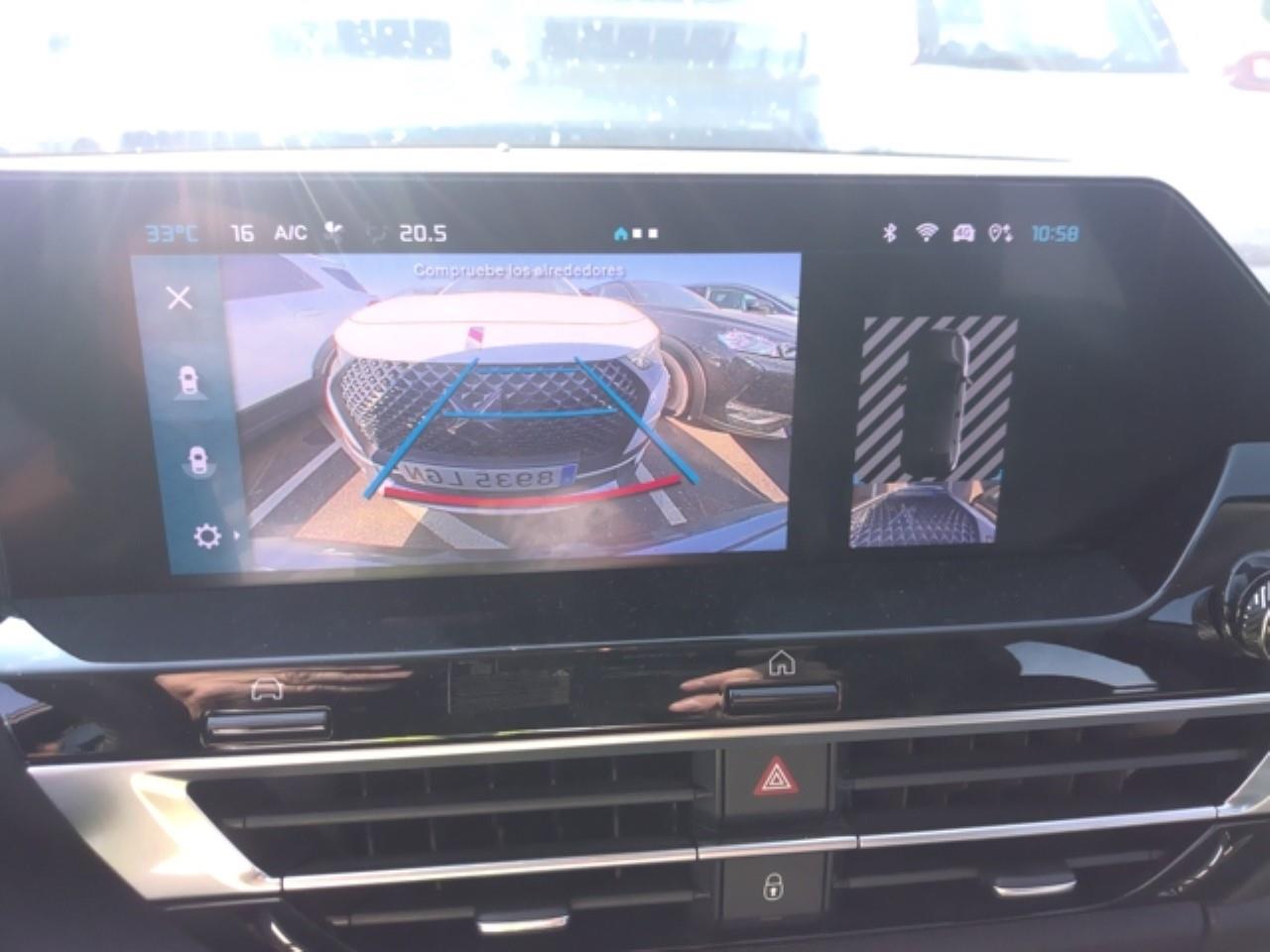 Foto Citroën C4 X 8