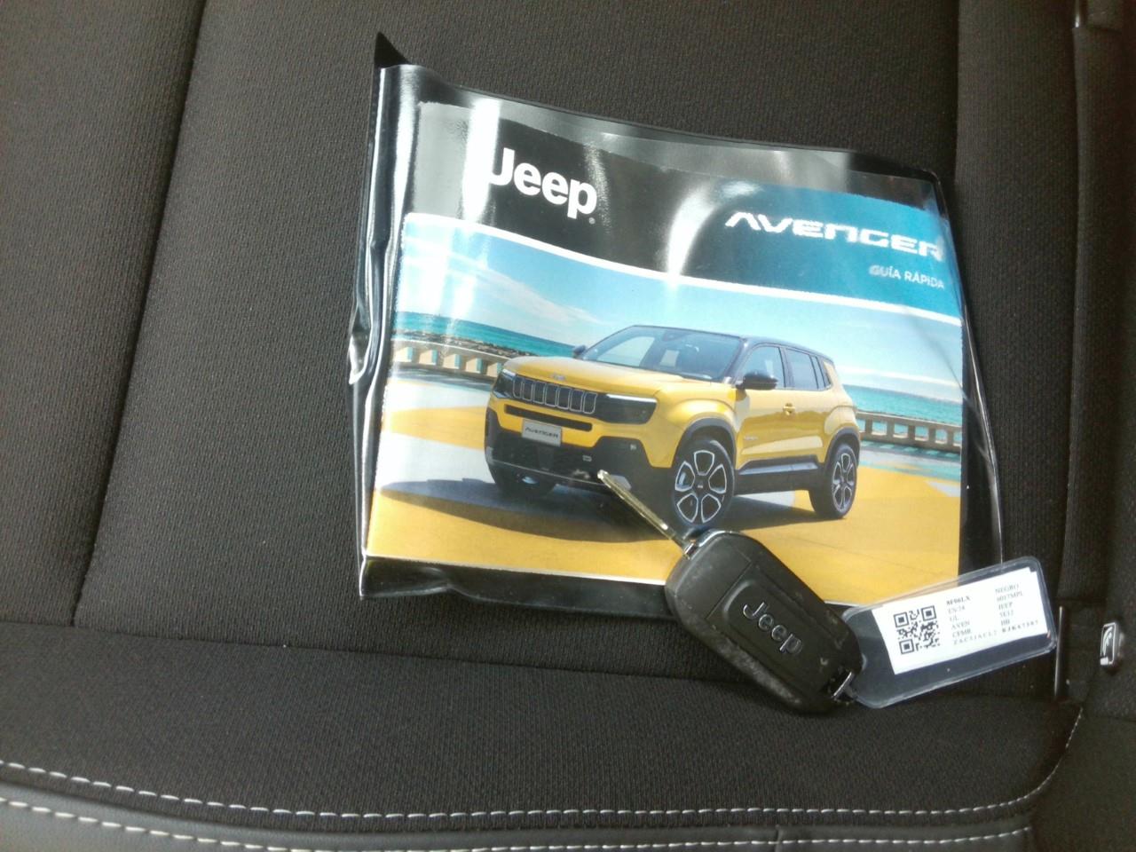 Foto Jeep AVENGER 19