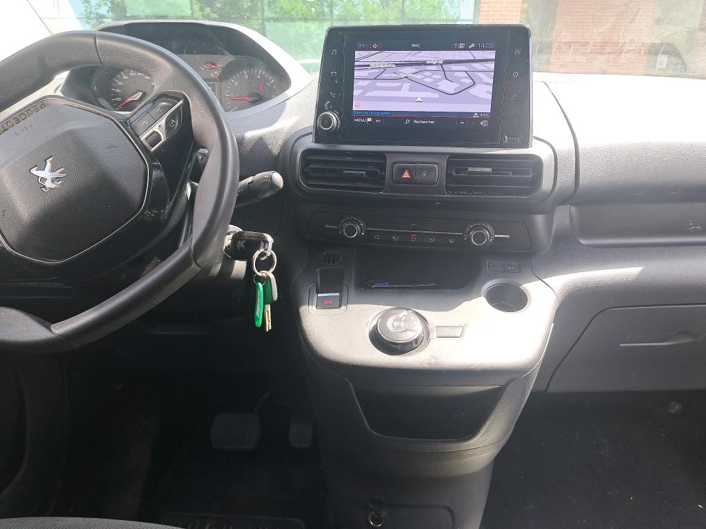 Peugeot PARTNER FOURGON LONG 950 KG BLUEHDI 130 S&S EAT8 ASPHALT 2021