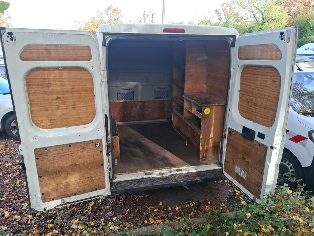 Peugeot BOXER TOLE 335 L2H2 BLUEHDI 120 S&S PREMIUM 2021