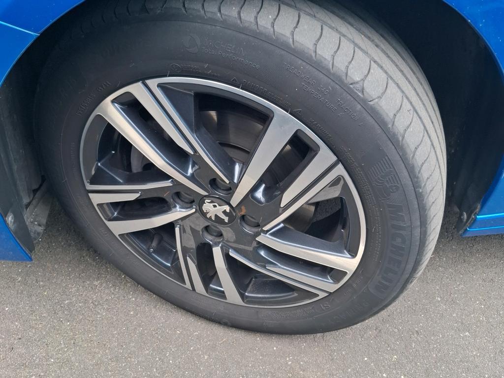 Peugeot 208 PureTech 100 S&S EAT8 Allure 2022