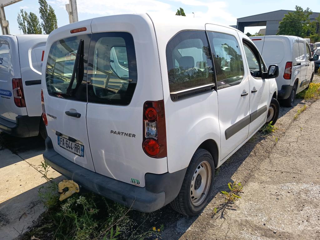 Peugeot PARTNER FOURGON STANDARD 1.6 BLUEHDI 75 BVM5 PREMIUM 2018